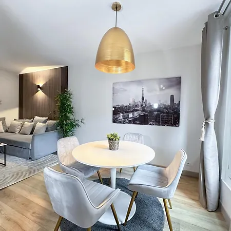 Champs - Elysees Finest Flat Apartament *