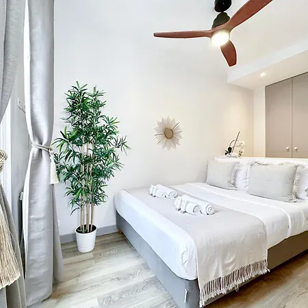 Champs - Elysees Finest Flat