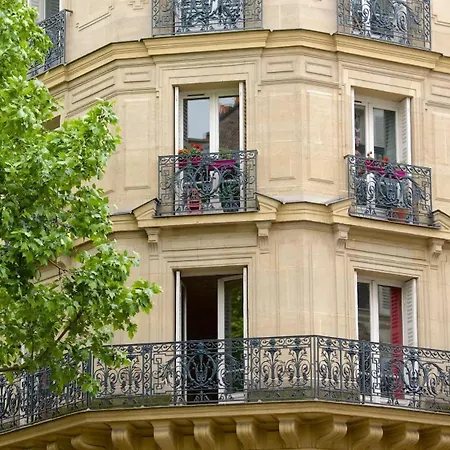 Champs - Elysees Finest Flat Apartament *